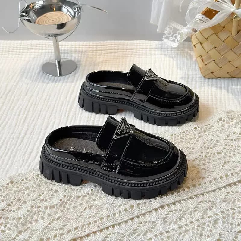 Boys leather lofers