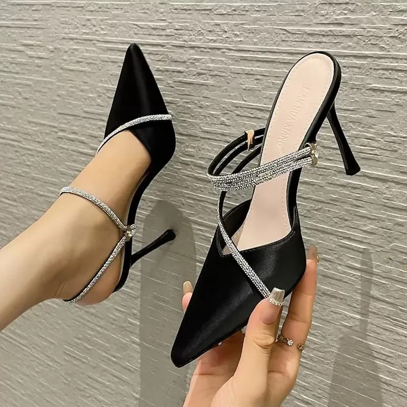 Cover toes classy high heels